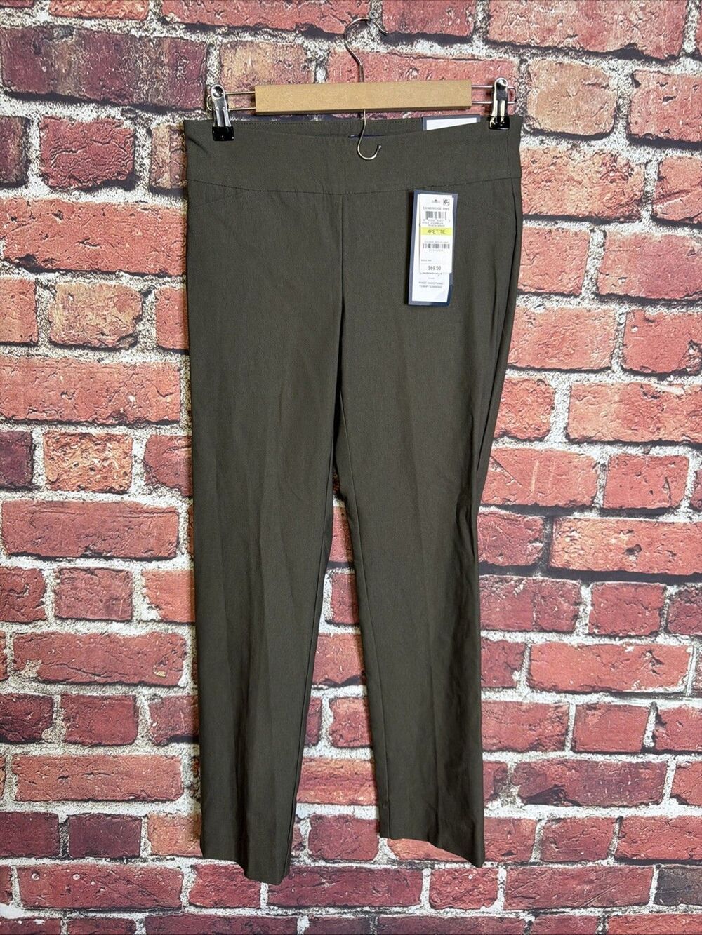 Women's Size 4P CHARTER CLUB Cambridge Slim Leg Tummy Control Pants Green NWT